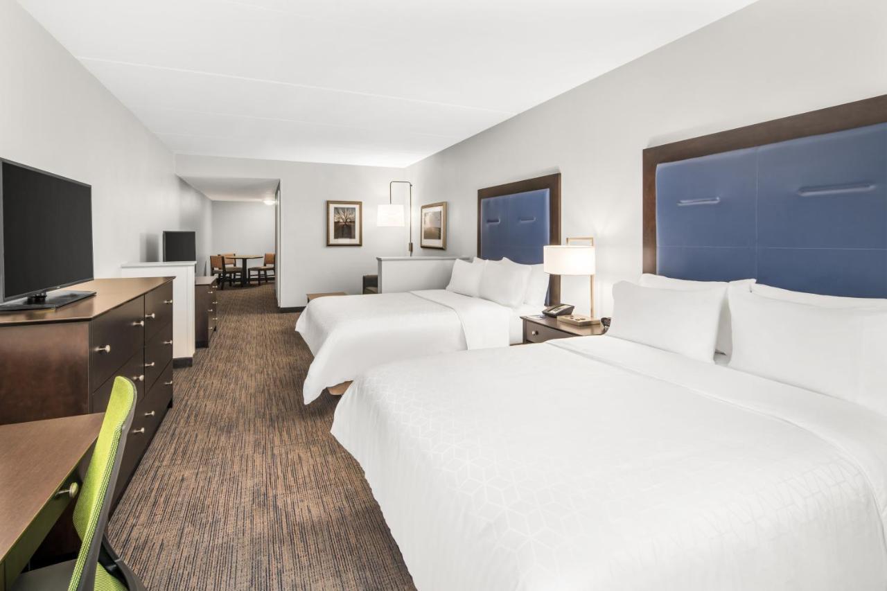 Holiday Inn Express & Suites Wilmington-Newark By Ihg Zewnętrze zdjęcie