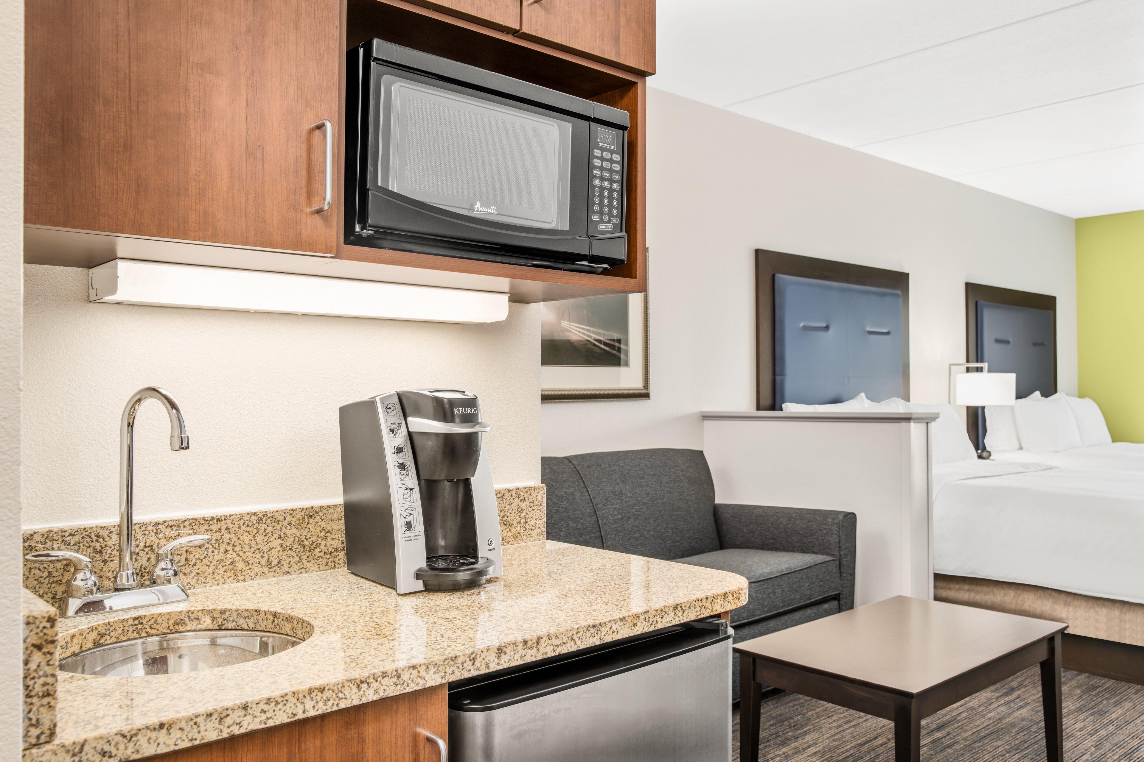 Holiday Inn Express & Suites Wilmington-Newark By Ihg Zewnętrze zdjęcie